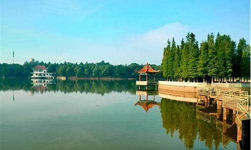 凤凰沟风景区_凤凰沟风景区在哪里